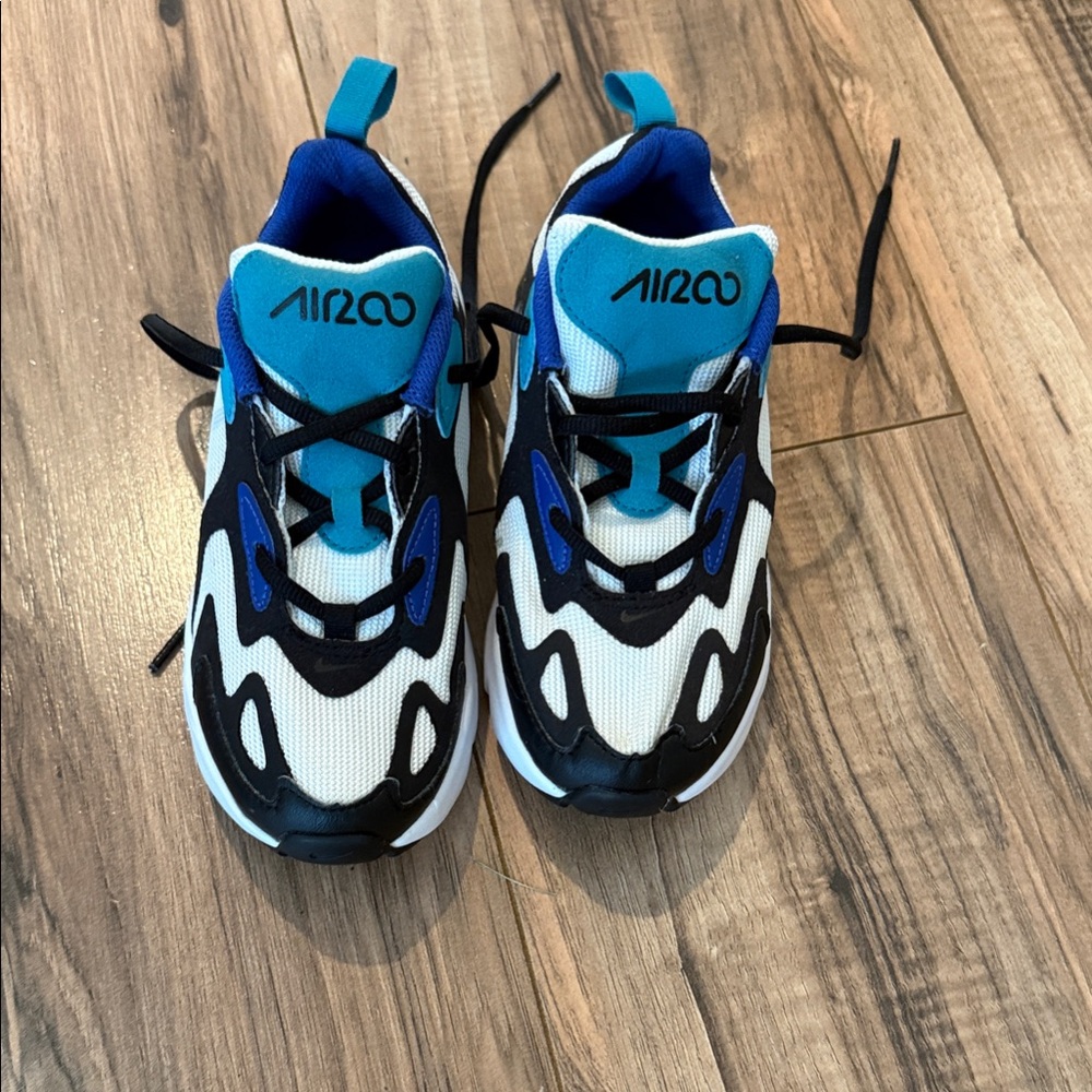 Nike AirMax 200 - White and Hyper Blue